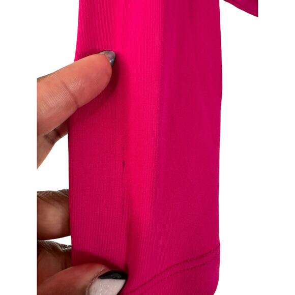 Aritizia Babaton Pink Contour V-Neck Body Hugging Long Sleeve Top‎ Size Medium - Picture 4 of 9